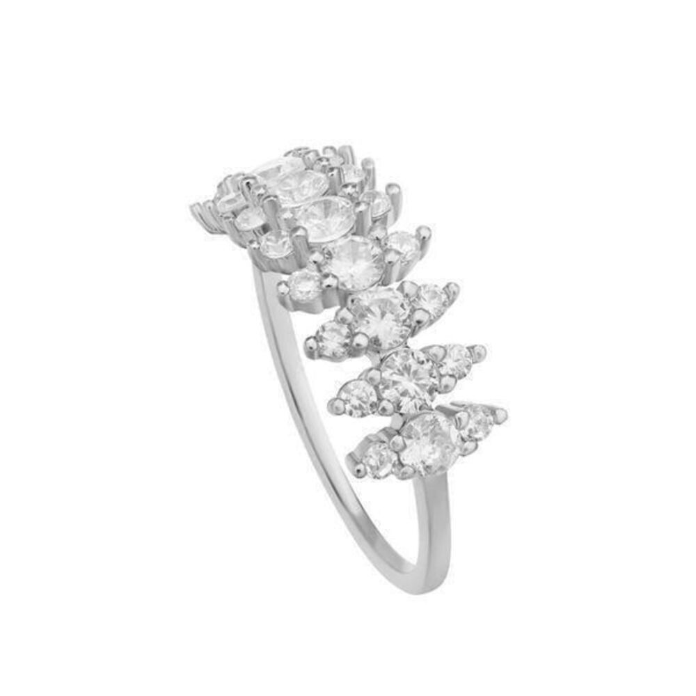 You'll adore this stunning PRIMROSE sterling silver cubic zirconia ring. Size 7